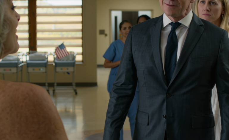 Kolme päivää Omahassa tehdyn kaksosten keisarileikkaukseni jälkeen mieheni käveli heräämööni assistenttinsa käsivarrellaan, asetti avioeropaperit ja kolmen miljoonan dollarin pankkišekin ruokatarjottimelleni ja sanoi: “Allekirjoita se. Haluan vain lapset.” Allekirjoitin sen aivan heidän edessään, katoin sinä iltana, ja seuraavana aamuna hän alkoi ymmärtää, että oli sotkenut asian väärin.