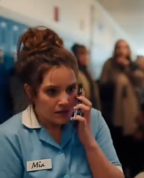 Læreren ringte meg og sa at hun ville straffe datteren min for å late som hun hadde et epileptisk anfall. Alle studentene lo til sykehuset ringte. Jeg holdt på å bli gal.