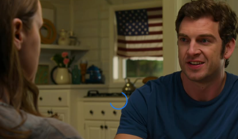 Akkurat der på kjøkkenet vårt i Austin satte mannen min glasset sitt ned og sa: «Fra nå av er lønnen min min, og du tar din egen halvdel,» og jeg bare smilte, åpnet laptopen og delte opp boliglån, barnehage, strøm og dagligvarer ned til siste krone—mens han fortsatt trodde han hadde tvunget meg til å trekke meg tilbake, inntil et rekommandert brev dukket opp noen dager senere og fargen forsvant fra ansiktet hans – Nyheter