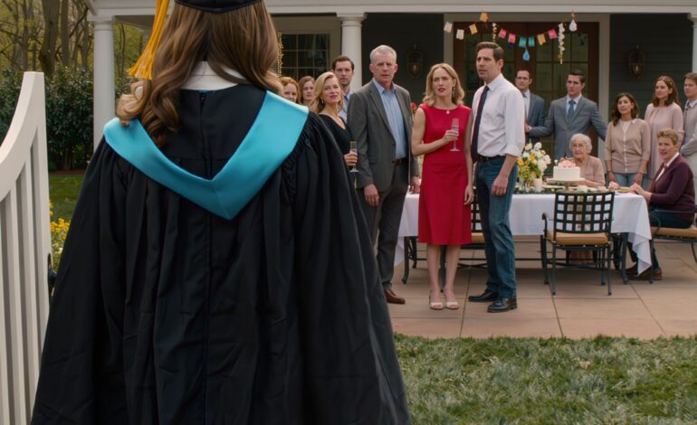 Perheeni jätti valmistujaisjuhlani tarkoituksella väliin, joten vaihdoin nimeni, loin uuden elämän enkä ole katunut… Tuo yksi päätös muutti kaiken. – Uutiset