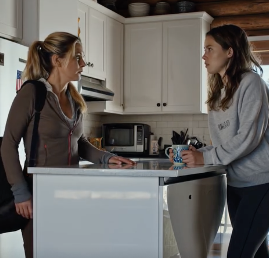 Tego dnia, kiedy po czterech godzinach jazdy dotarłam do mojego spokojnego domku w Kolorado i zobaczyłam moją młodszą siostrę mieszkającą tam, jakby była właścicielką tego miejsca, dowiedziałam się, ile tak naprawdę kosztuje zaprzestanie bycia „dobrą i odpowiedzialną” osobą w rodzinie