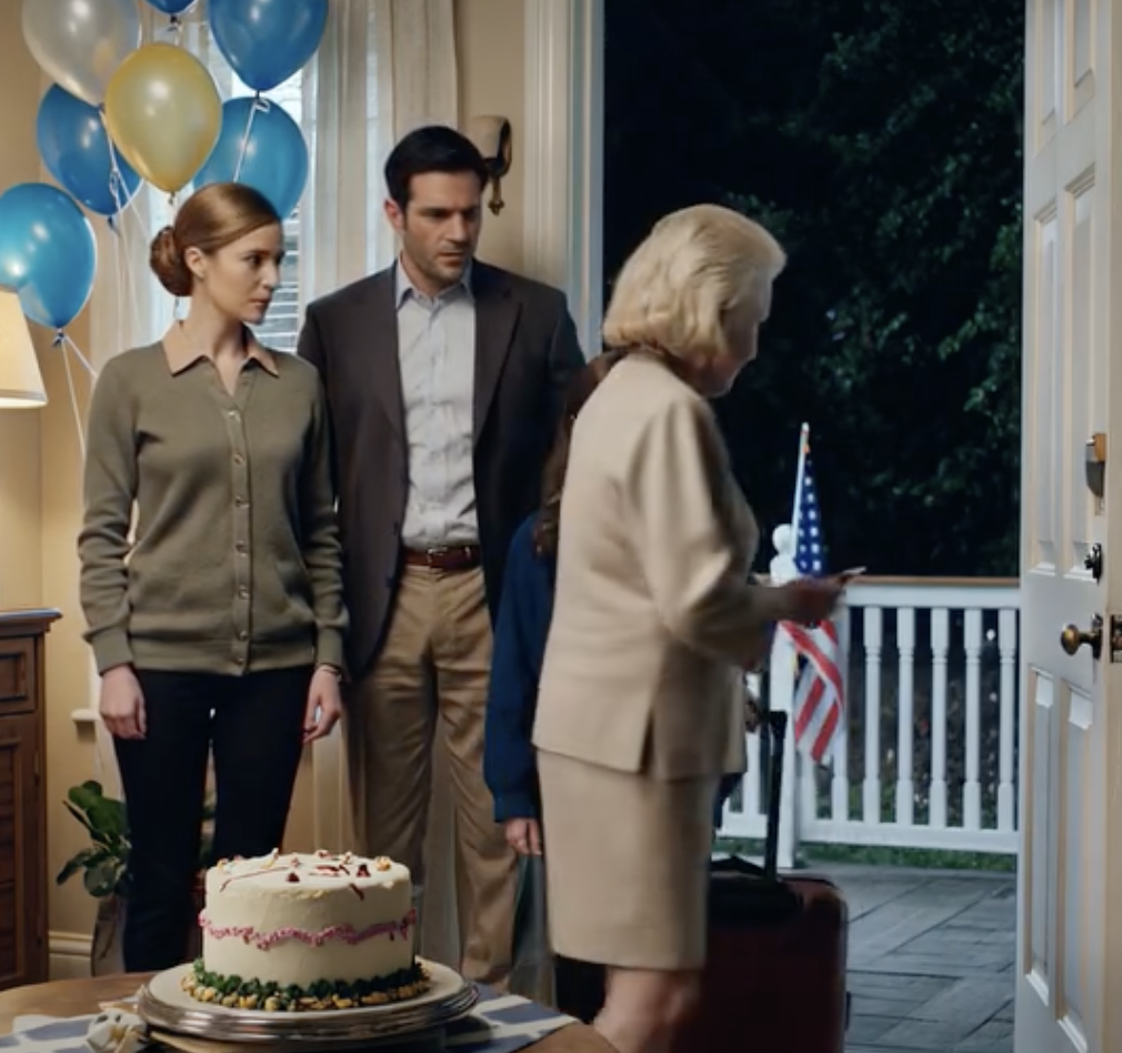 W moje 70. urodziny moje dzieci położyły papiery przy moim talerzu — więc po cichu wprowadziłam jedną zmianę, której się nie spodziewały