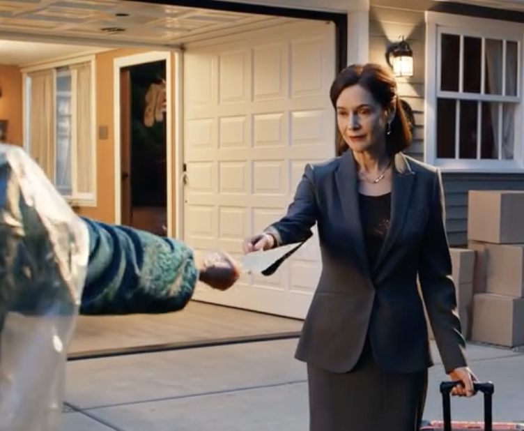 Podczas mojej podróży służbowej synowa przeniosła moje rzeczy do garażu — w poniedziałek położyłem jedną kopertę na stole