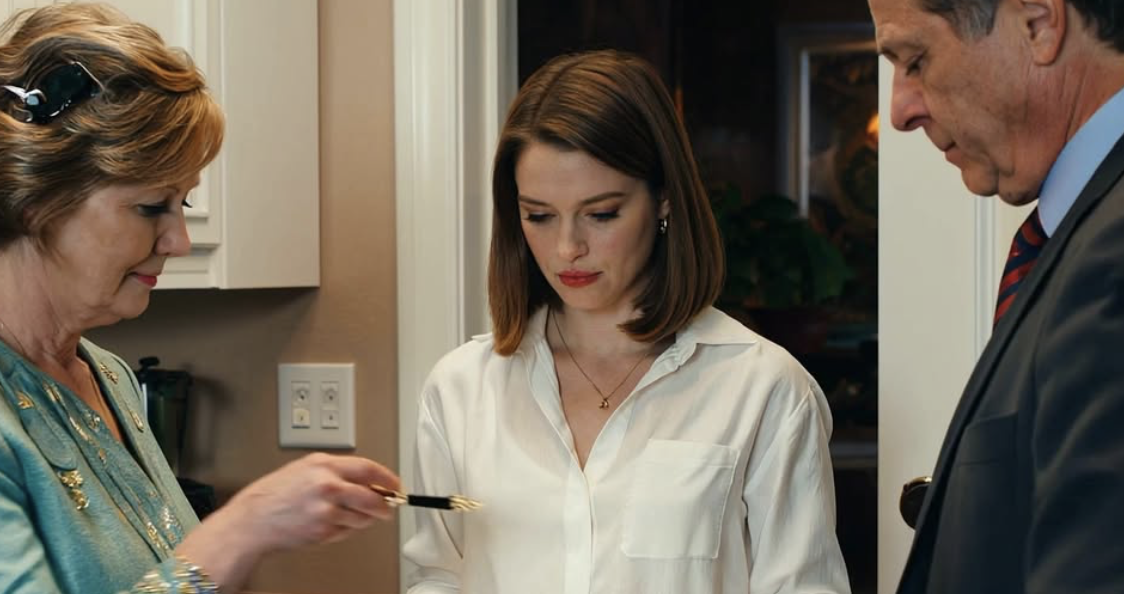 Dwa dni przed ślubem bogaci rodzice mojego narzeczonego wręczyli mi intercyzę, uśmiechając się, jakby już ogłosili zwycięstwo. Nie wiedzieli, że mam 7 milionów dolarów, sprytnego prawnika i plan, który raz na zawsze pozbawi mnie tych zarozumiałych uśmiechów…