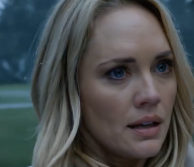 Tylko z powodu mojej siostry tata wyrzucił mnie i moje 3-dniowe dziecko w śnieżycę. Nie mieli pojęcia, że ​​odziedziczyłem 2,3 miliarda dolarów po dziadku… Zaledwie 24 godziny później doprowadziłem ich do ruiny.