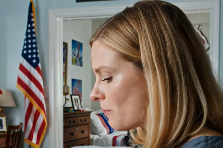 Mieheni jätti puheluni huomiotta koko päivän. Hän tuli kotiin lähellä puoltayötä hymyillen kuin mitään ei olisi tapahtunut. Sitten hän sanoi nukkuneensa naispuolisen pomonsa kanssa eikä katunut sitä. En sanonut mitään, söin vain hiljaa illallisen loppuun. Seuraavana aamuna, kun hän heräsi odottaen aamiaista ja kahvia, hän sai jotain muuta, mikä lopetti kaiken. – Uutiset