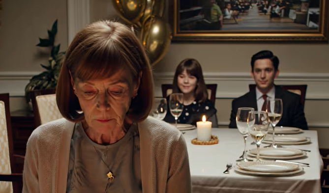 Kukaan perheestäni ei saapunut 65-vuotissyntymäpäivilleni, eivät edes lapseni eivätkä lastenlapseni – he kaikki menivät juhlimaan vävyni ylennystä. Mutta kun leikkasin kakkua yksin, puhelimeni surisi ja sai viestin vanhimmalta pojaltani: “Äiti, sinun täytyy tietää totuus nyt”. Ja sen jälkeen 42 vastaamatonta puhelua… – Uutiset