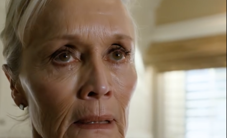 „Mamo, i tak jesteś na emeryturze, więc ugotuj na zjazd rodzinny” – powiedziała moja córka, po czym napisała na zaproszeniu: lasagne, sałatka ziemniaczana i bułeczki, które „tata uwielbiał”, jakbym była tylko menu. Wpatrywałam się w datę zaznaczoną na czerwono na lodówce w Tucson, wpatrywałam się w czat grupowy, który domagał się, żebym zjawiła się wcześniej, żeby zaopiekować się dzieckiem, a w poranek zjazdu dokonałam wyboru, który zaparł dech w piersiach całej rodzinie.