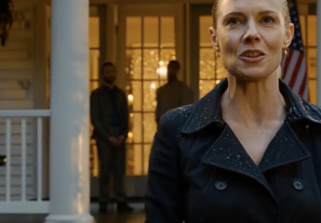 Bo najgorsze nie było trzaśnięcie drzwiami przed moim nosem w Boże Narodzenie. To było przygotowanie mojej siostry, jakby ta kwestia była wyćwiczona na długo przed tym, zanim wyszedłem na werandę.