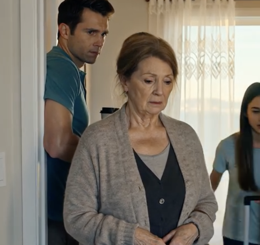 Moja córka przyszła z torbami, jakby to miejsce było jej własnością. „Prosiłeś o pozwolenie na wejście?” – zapytałem. Mój syn się roześmiał: „Ona go nie potrzebuje”. Dziesięć minut później byli już na zewnątrz – BŁAGAJĄC, ŻEBY ZŁAPAĆ BUTY.