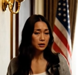 Vanhempani sanoivat, etteivät voineet auttaa minua yliopisto-opintojeni kanssa, mutta ostivat siskolleni syntymäpäivälahjaksi asunnon. Niinpä muutin hiljaa toiseen osavaltioon, otin uuden sukunimen ja keskityin tutkintooni. Vuosia myöhemmin he yrittivät ottaa minuun yhteyttä… – Uutiset