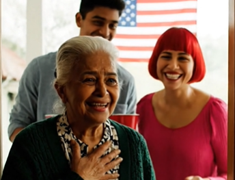 Kolme lastani jättivät minut kellariin päiväkausiksi… samalla kun he itse jatkoivat matkaansa yläkertaan kuin mitään ei olisi tapahtunut. Luulin, että tämä oli loppu – kunnes odottamaton “ihme” ilmestyi ja kaikki kääntyi päälaelleen.