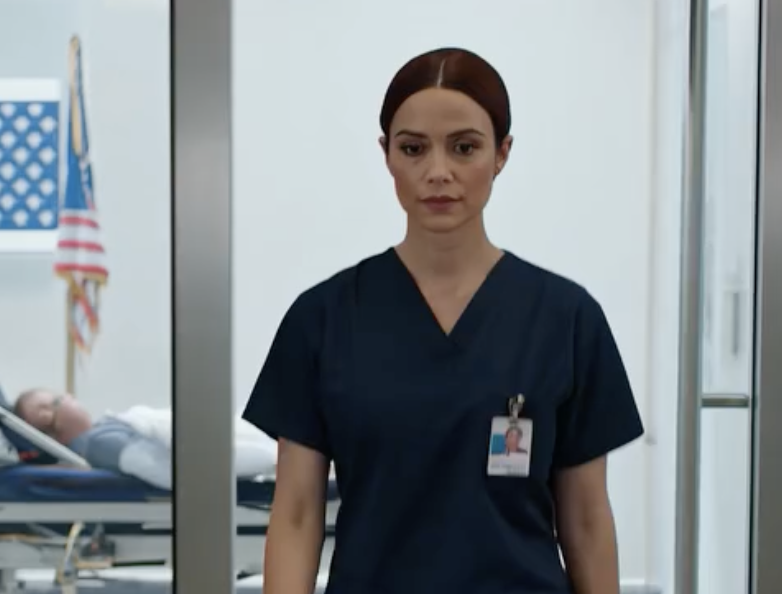 Moja siostra powiedziała rodzicom, że rzuciłam studia medyczne, co było kłamstwem i przez to straciłam możliwość studiowania przez 5 lat. Nie byli obecni na moim ukończeniu stażu ani na moim ślubie. W zeszłym miesiącu siostrę zabrano na pogotowie. Kiedy wszedł jej lekarz prowadzący, mama tak mocno złapała tatę za ramię, że zostały siniaki.