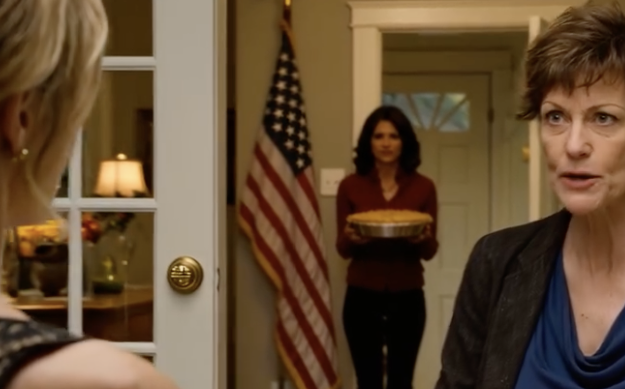 Nawet po latach napięć, nadal zaprosiłem rodziców i brata na Święto Dziękczynienia do domu, który zostawił mi dziadek — a potem, w samym środku obiadu z indykiem, mój ojciec przesunął papier dając mi siedem dni na wyjazd, moja matka uśmiechnęła się i powiedziała: „Luke jest tym, kto potrzebuje tego domu”, a ja nie sprzeciwiłem się ani słowem… aż do momentu, gdy mój sąsiad, który jest również moim najlepszym przyjacielem, wszedł z zapieczętowaną kopertą dla mojego ojca