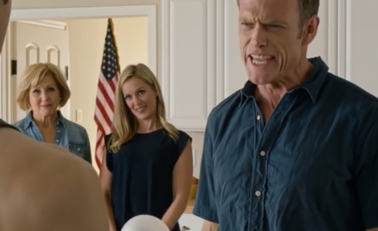 Moi rodzice odwołali imprezę urodzinową z okazji moich 18. urodzin, która odbywała się na podwórku, tylko po to, by uspokoić moją siostrę, która załamała się po odwołaniu wyjazdu na wiosenną przerwę w Cancun. Nie sprzeciwiałam się, po prostu po cichu wyprowadziłam się z naszego domu na przedmieściach Phoenix, a kilka miesięcy później, gdy zadzwonił do mnie nieznany numer, dowiedziałam się dokładnie, kiedy „idealne życie”, które próbowali chronić, zaczęło się rozpadać.