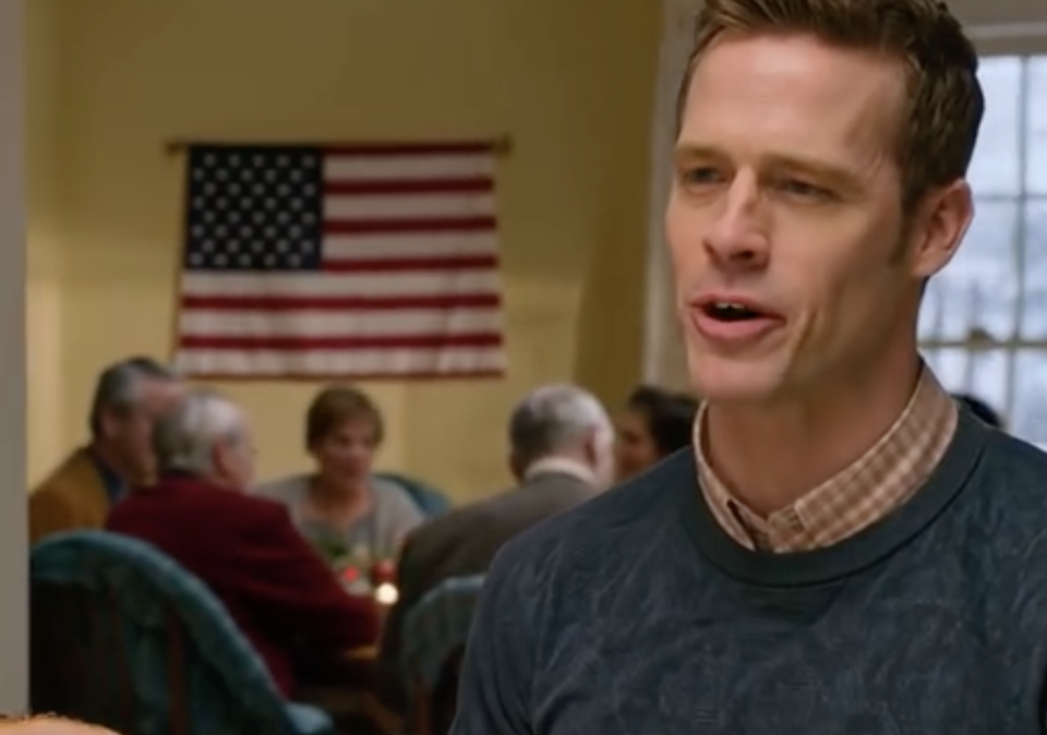 Moi rodzice ignorowali mnie latami. Przy wigilijnej kolacji często mówiłem: „Sprzedałem firmę”. Mój brat szydził: „Tę „nic nie wartą”? Ile kosztowała?”. Odpowiedziałem: „170 milionów dolarów”. Zamarła mu szczęka. Moja matka posmutniała.