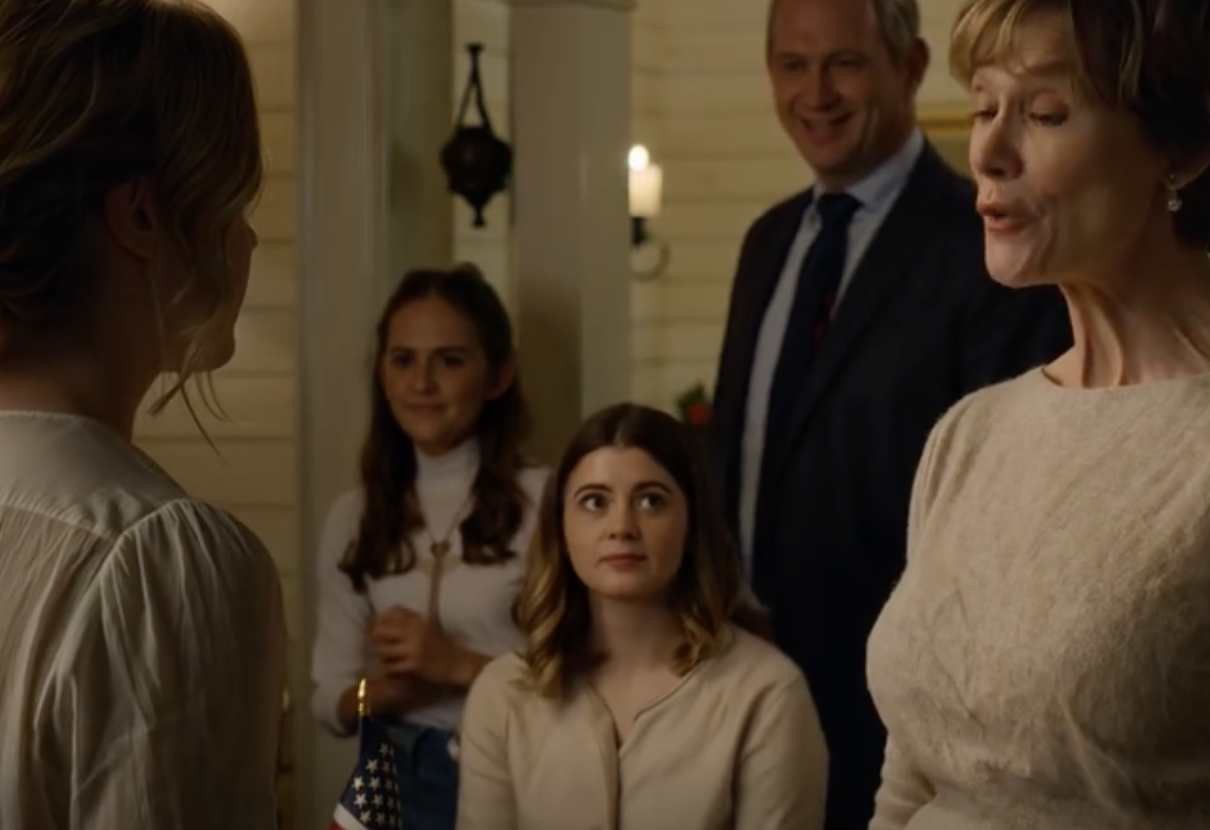 W samym środku namiotu weselnego, oświetlonego ciepłymi światełkami, mój brat uniósł kieliszek i zaśmiał się: „Dzięki za pieniądze, ale nikt nie chce woźnego na zdjęciach ślubnych”. Po prostu skinąłem głową i odszedłem z trawnika, jakby nic się nie stało, ale następnego ranka telefony rodziny dzwoniły bez przerwy, a sobotnia kolacja nagle stała się miejscem, w którym nikt już nie mógł się śmiać.