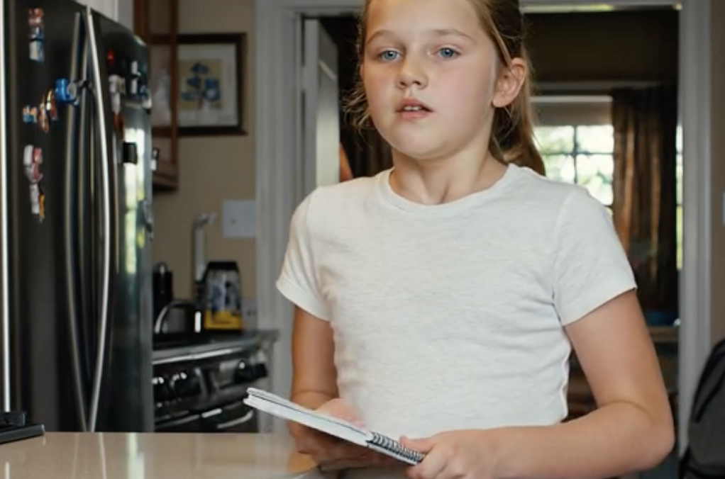 Lato, które jej matka nazwała niezależnością, a Sydney przekonała się, jak szybko cichy dom może zamienić się w drzwi – miejsce, którego nikt się nie spodziewał.