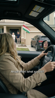 A szüleim 100 000 dollárt adtak a nővéremnek az esküvőjére, majd nyersen közölték velem, hogy semmilyen támogatást nem fogok kapni tőlük. Így megszakítottam vele minden kapcsolatot, és folytattam az életemet. Három évvel később a nővérem elhajtott a 2 millió dolláros házam mellett, és könnyek között felhívta anyámat, mondván: „Miért kapja ezt…” – Hírek